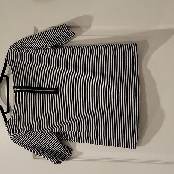 GAP Women's Xs/S Striped Shirt - Picture 2 of 2